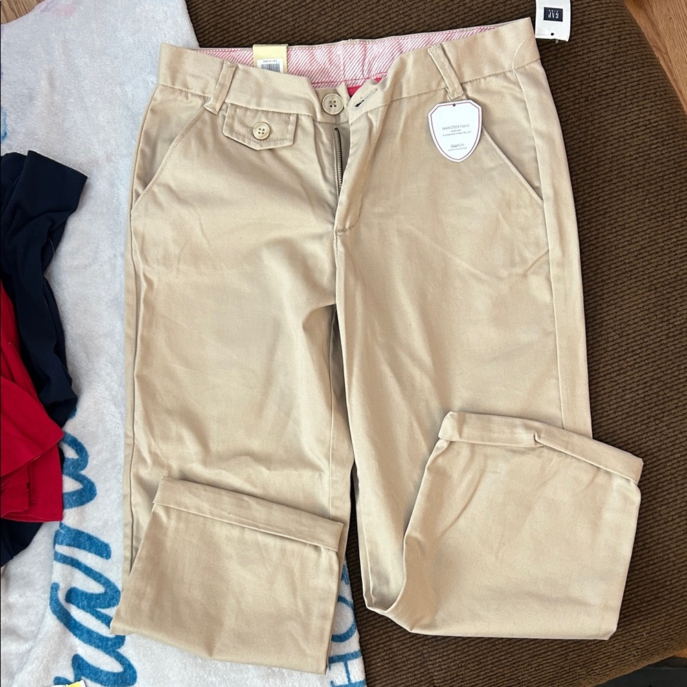 GAP Kids Beige uniform capris NWT